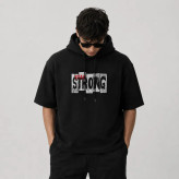 تی شرت مردانه کلاهدار نخی گرم بالا طرح حروف مدل STRONG مشکی