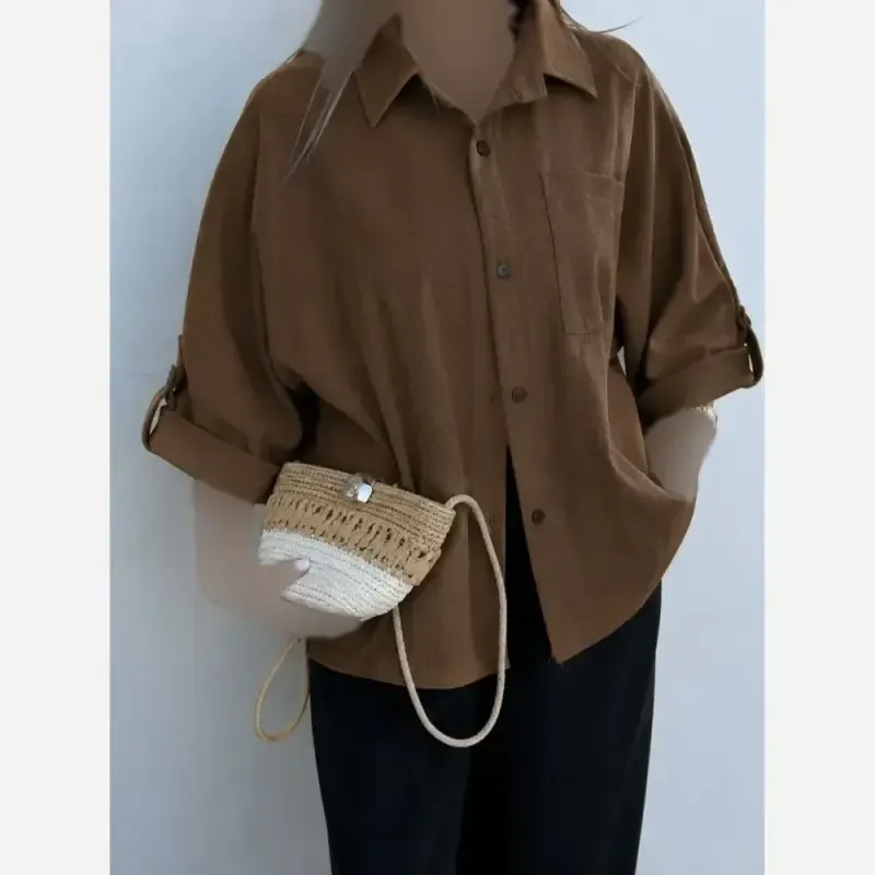 شومیز باکسی لینن درجه یک زنانه رنگ مشکی و سبز پسته ای فری سایز