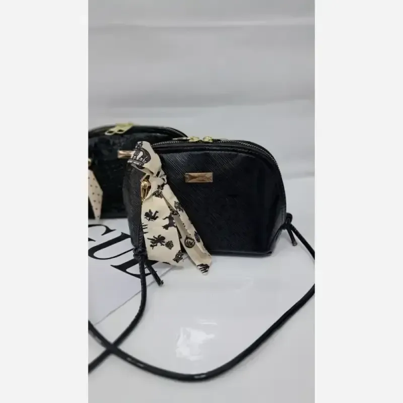 کیف دخترانه چرم ورنی هایا سایز 20 در 12 بند دوشی بلند