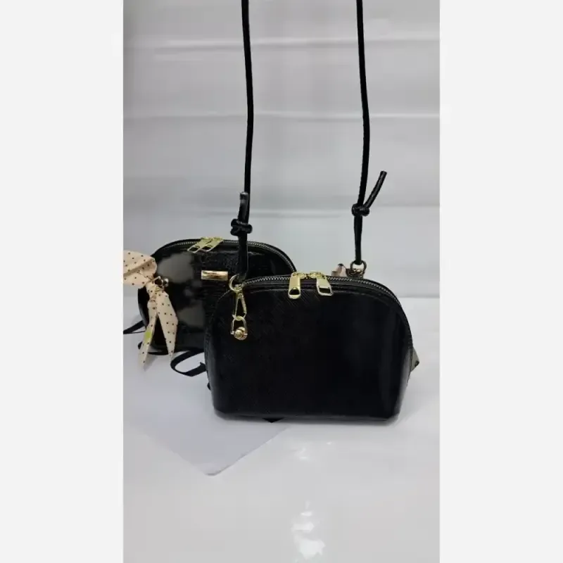 کیف دخترانه چرم ورنی هایا سایز 20 در 12 بند دوشی بلند