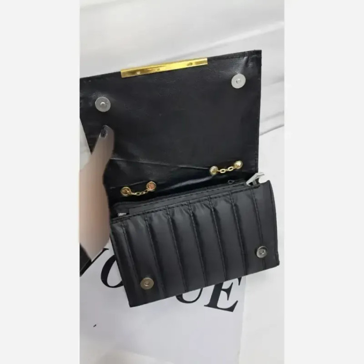 کیف بند زنجیری چرم مشکی سایز 20 در 14 مدل ژیکان