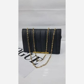 کیف بند زنجیری چرم مشکی سایز 20 در 14 مدل ژیکان