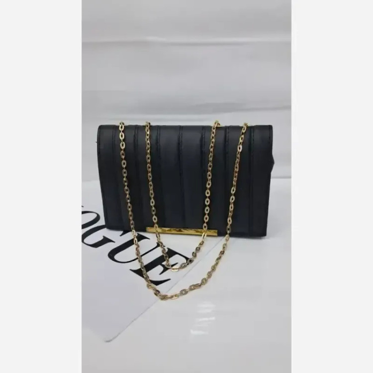 کیف بند زنجیری چرم مشکی سایز 20 در 14 مدل ژیکان