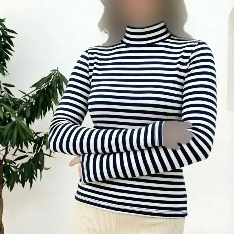 بلوز یقه اسکی لورنت آستین فینگردار جنس فانریپ کش رنگ مشکی سفید سایز فری