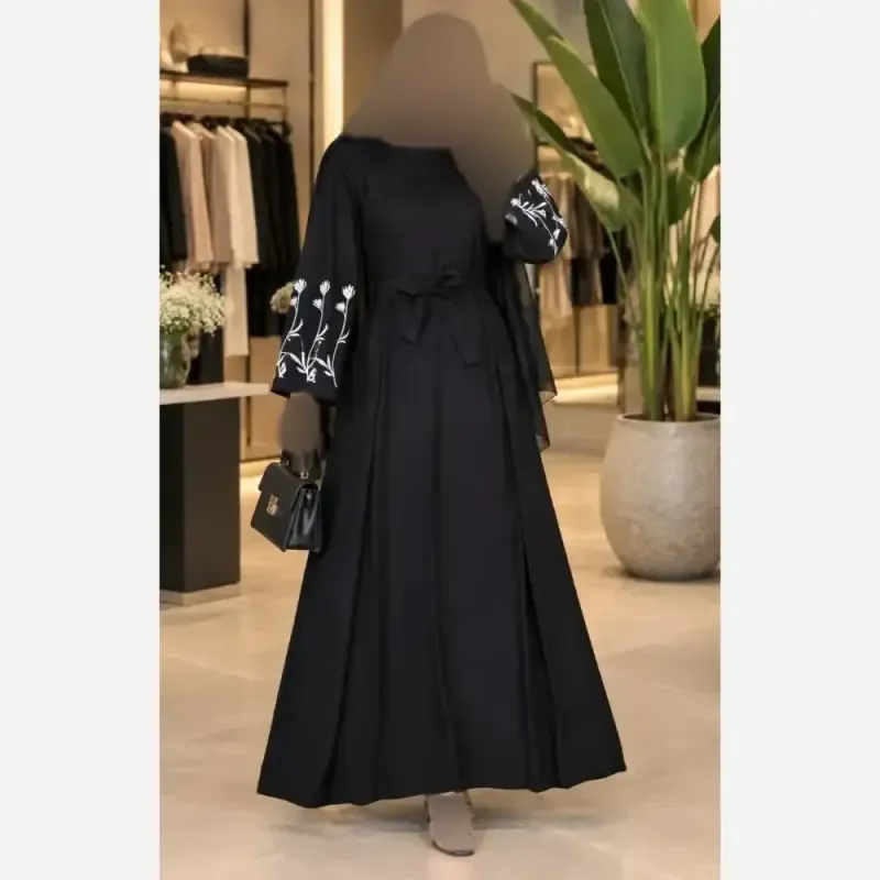 پیراهن عبایی گلدوزی شده مدل گل لاله جنس الیزه مشکی رنگ