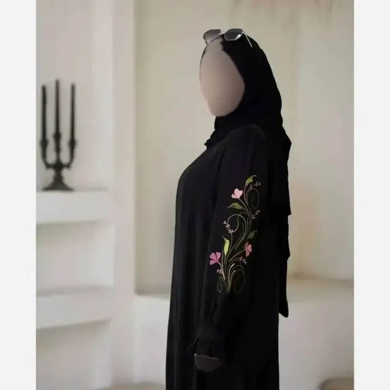 پیراهن عبایی ارکیده گلدوزی شده جنس الیزه رنگ مشکی سایز فری سایز