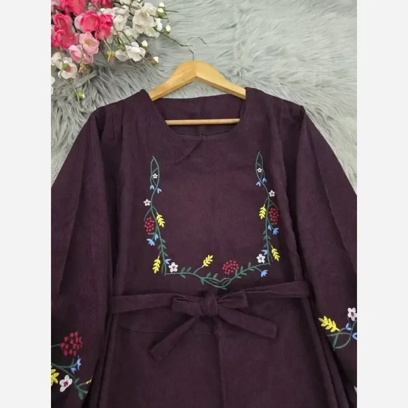 کفتان گلدوزی پاییزه مخمل کبریتی ریز فری سایز قد 136