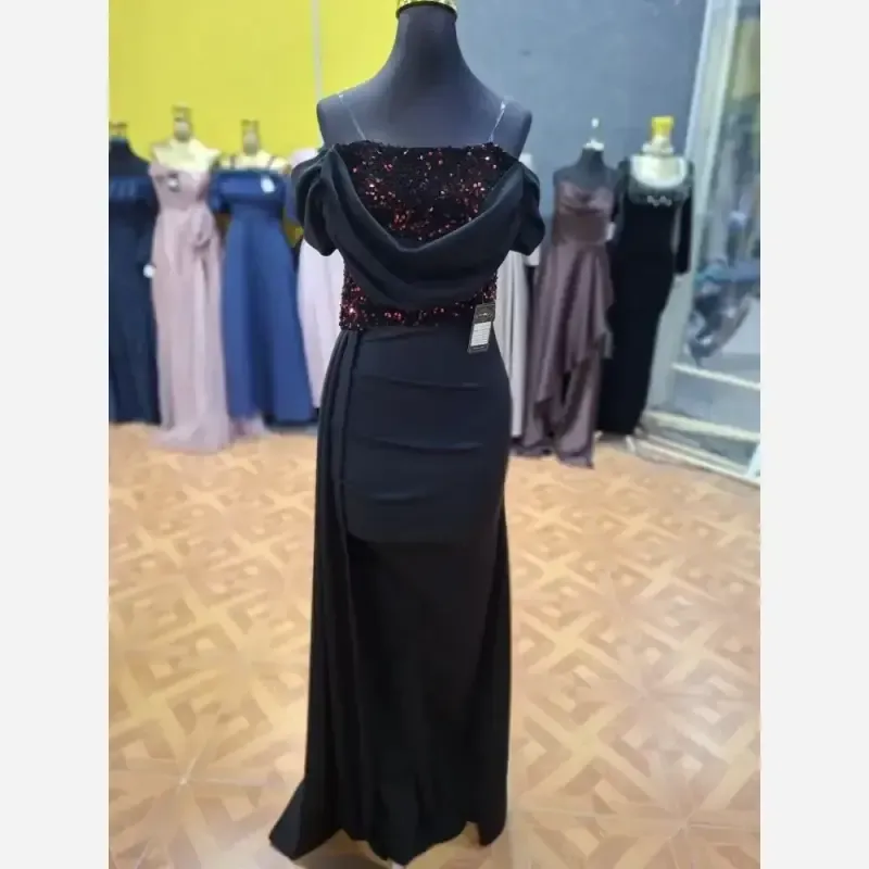ماکسی مجلسی آف شلدر چاکدار دنباله دار کرپ کش و مخمل پولک