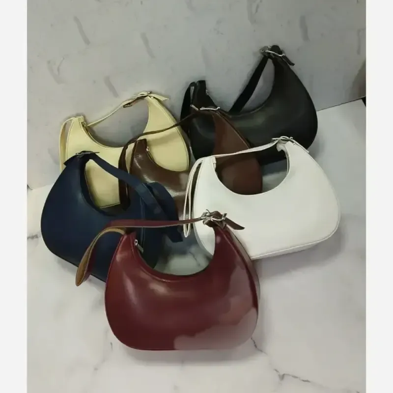 کیف چرم پینترسی زنانه سایز 15 در 20 رنگ مشکی شکلاتی سرمه ای