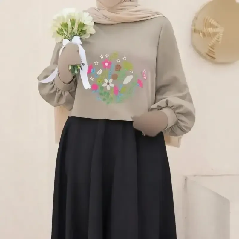 ست رویه و سارافون آرامش جنس مازراتی گلدوزی شده فری سایز