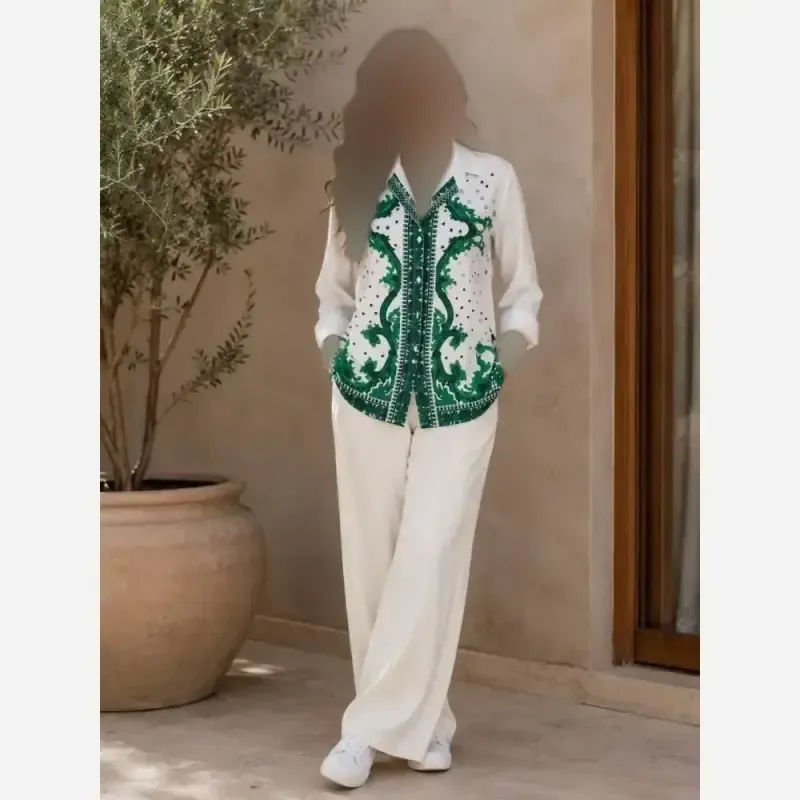 شومیز طرحدار الیزه زنانه جنس الیزه درجه یک سایزبندی رنگ سبز و مشکی