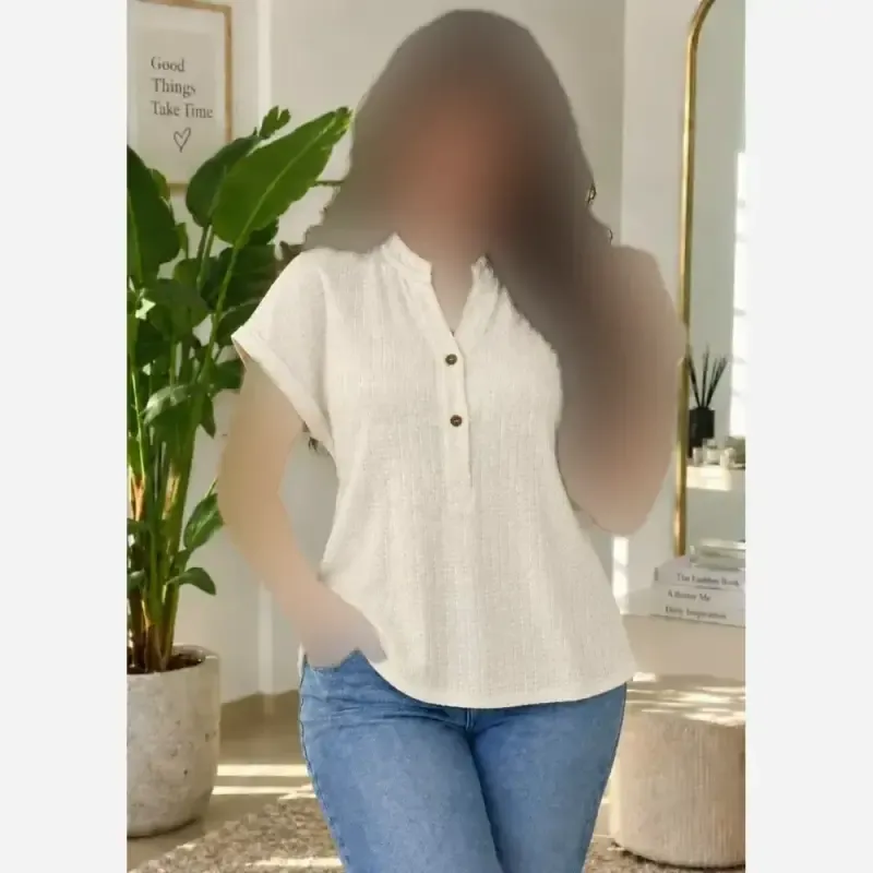 شومیز زنانه خانگی آستین پاکتی جنس مراکشی گرم بالا رنگ کرم فری سایز مناسب 40 تا 48