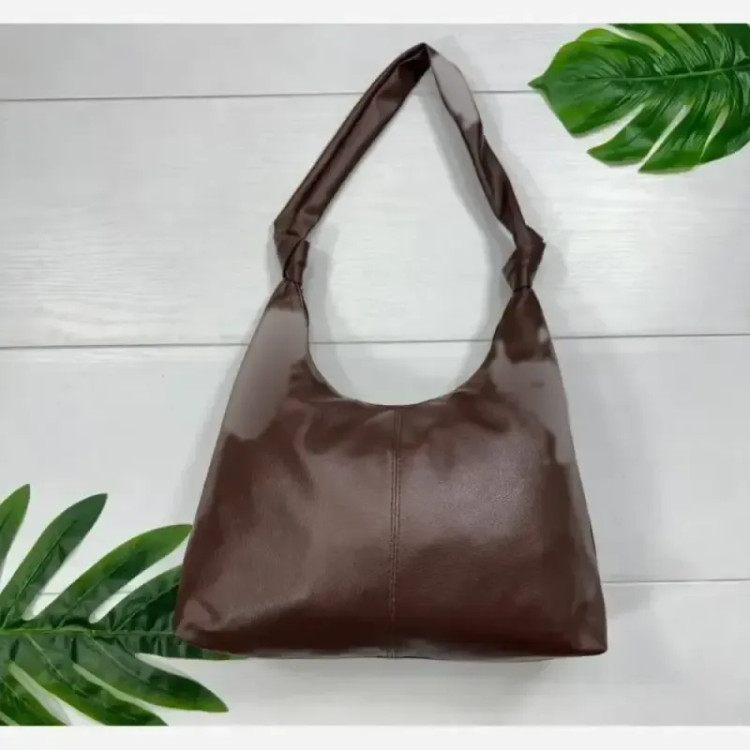 کیف بند گره ای چرم سبک و جادار ابعاد 30 در 40 رنگ مشکی و موکا