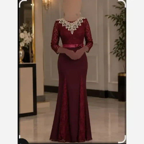ماکسی مجلسی کرپ کش و دانتل آستین سه ربع کاپ دار