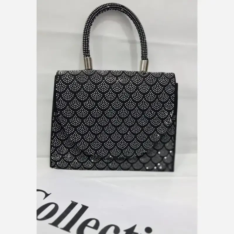 کیف مجلسی مخمل نگین کاری شده و چرم با بند زنجیری سایز 18 در 23