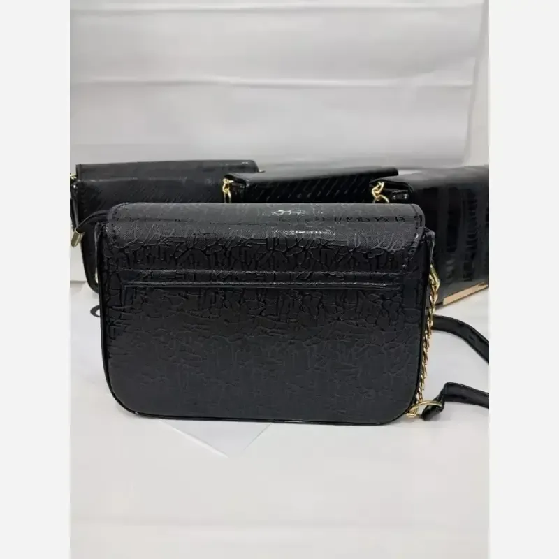 کیف دوشی آرمیتا چرم ورنی درجه یک سایز 15 در 20