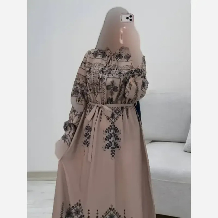 پیراهن ساحلی سنتی فلور نخ درجه یک فری سایز رنگ طوسی و کرم