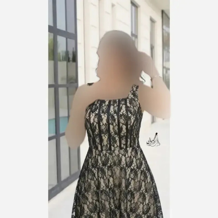پیراهن دانتل مجلسی زنانه مدل سلین کاپدار و فنردوزی شده