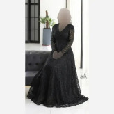 لباس مجلسی زنانه مدل سایه سنگدوزی شده جنس دانتل درجه یک کاپدار و استردار رنگ مشکی و سبز سایز بزرگ