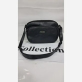 کیف چرم زنانه مدل manly رنگ مشکی سایز 15 در 20 با بند دوشی بلند
