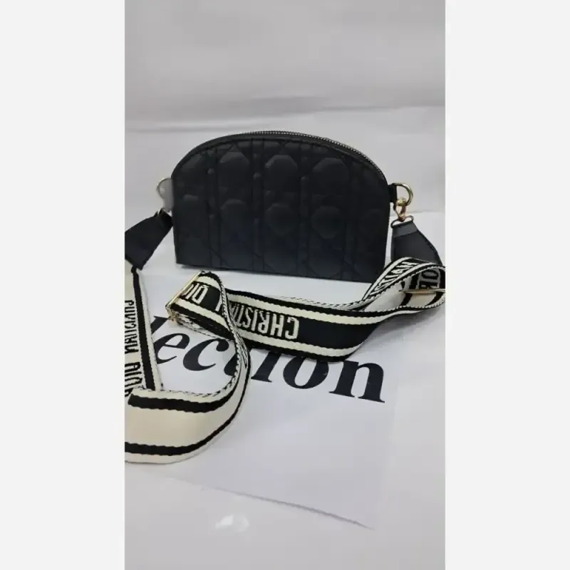 کیف اسپورت haylii چرم مشکی سایز 18 در 12 با بند دوشی