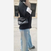 کیف زنانه مدل elin چرم شرانگ رنگ مشکی سایز 18 در 15 سانتیمتر